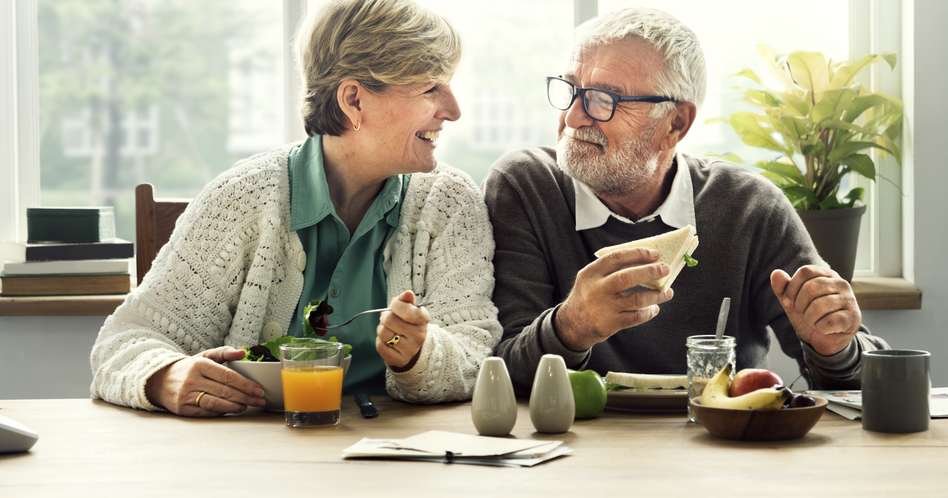 Types of pensions - An older couple enjoying sandwiches together | independent financial advice pensions | Private pension