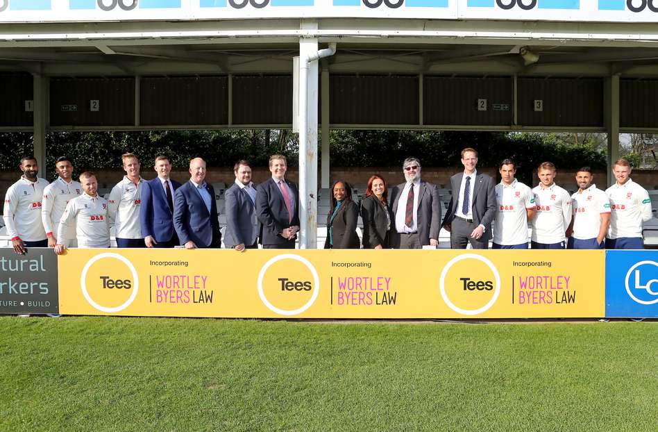 Tees sponsors the Essex Cricket team