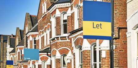 a house marked to let, considering a buy to let or buy to let mortgage
